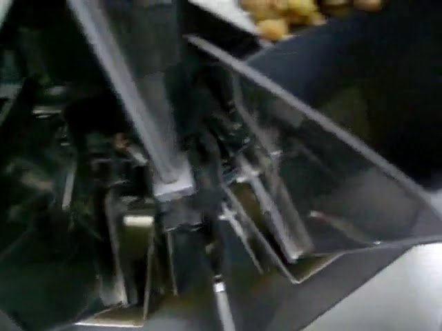 Le meilleur prix pesant automatique vertical frites machine d'emballage de cachetage de frites