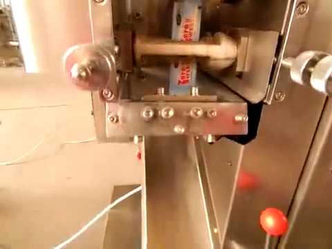 Petit sachet de machine à emballer automatique de poudre à café de farine de lait de machine à emballer de remplissage de poudre